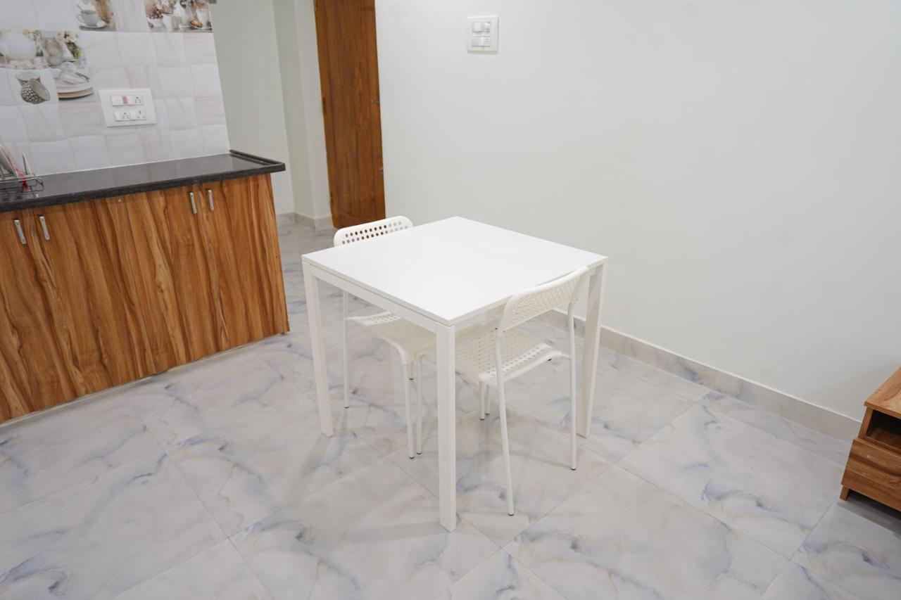 Mahasri Studio Apartments- Brand New Fully Furnished Air Conditioned Studio Apartments Tirupati Exterior photo